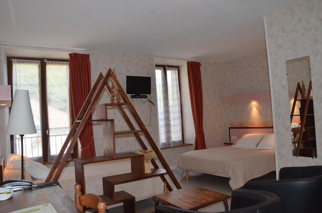 Logis Auberge De L'Allagnonette Saint-Poncy المظهر الخارجي الصورة