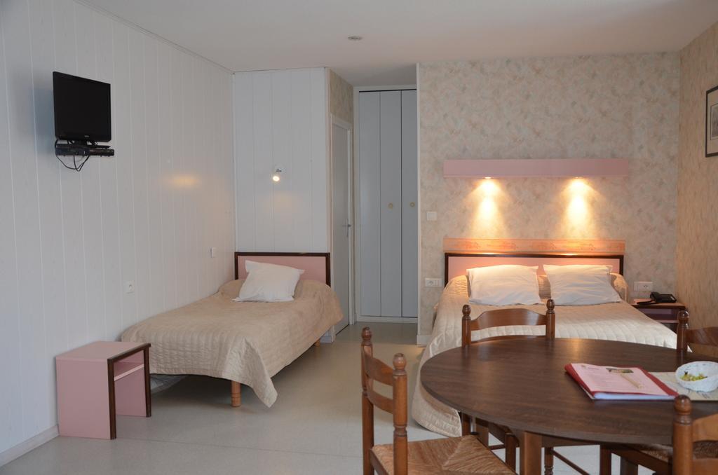 Logis Auberge De L'Allagnonette Saint-Poncy المظهر الخارجي الصورة